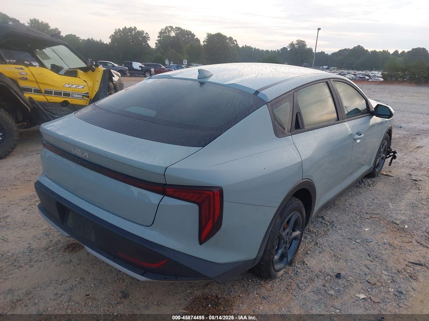 Vin: 3kpft4de6se186183, lot: 46373491, kia k4 lxs 20254