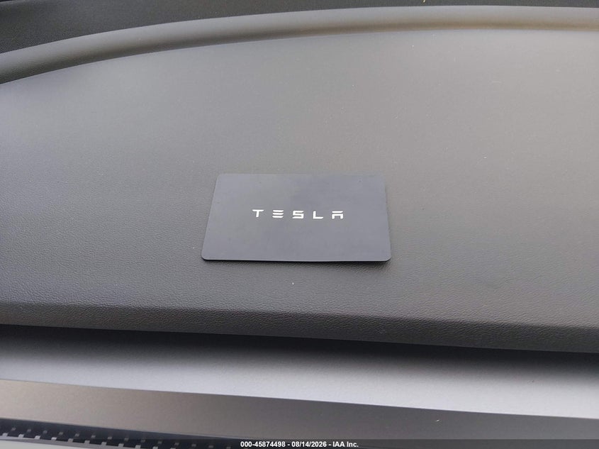 TESLA MODEL 3 - zdjęcie 10