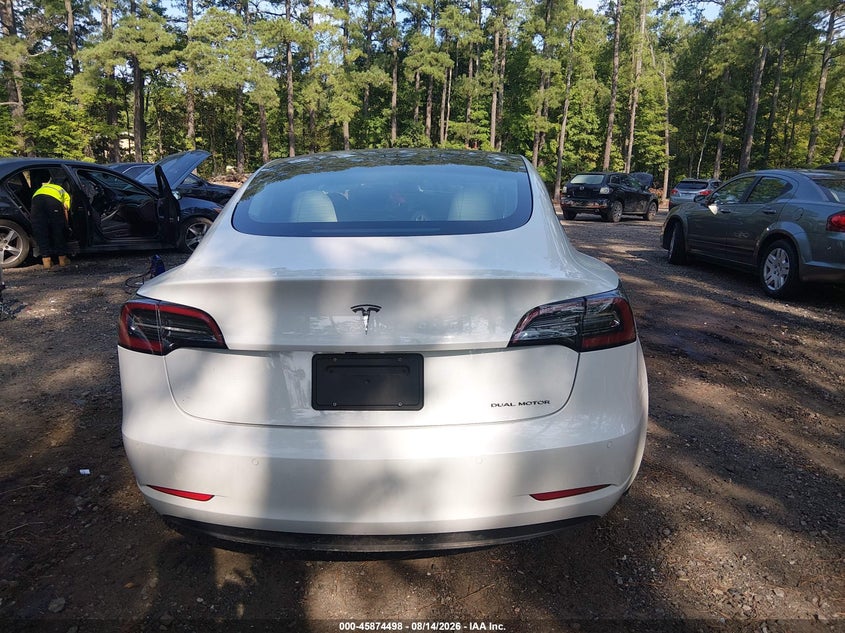 TESLA MODEL 3 - zdjęcie 16