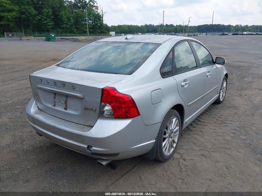 2011 VOLVO S40 auction photo 4