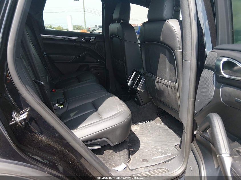 2015 PORSCHE CAYENNE auction photo 8