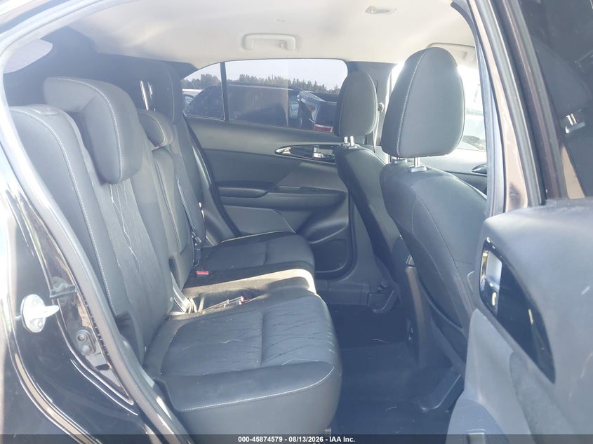 2018 MITSUBISHI ECLIPSE CROSS auction photo 8