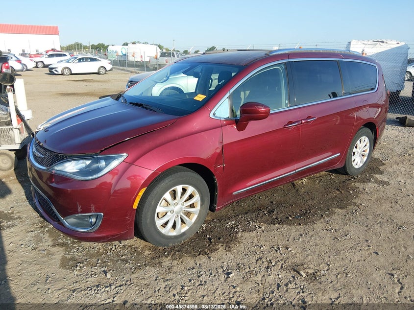 2018 Chrysler Pacifica, Front End, IAAI, VIN 2C4RC1BGXJR192744 — photo 2