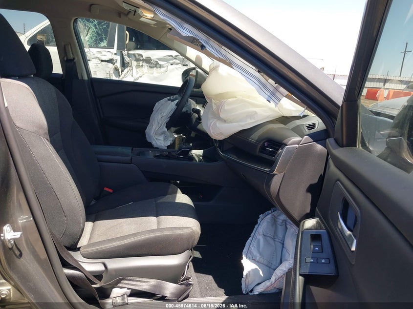 Фото 5 - NISSAN ROGUE
