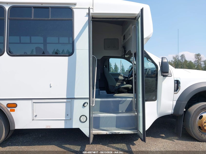 2021 FORD F-550 CHASSIS auction photo 5