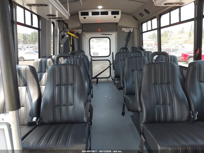 2021 FORD F-550 CHASSIS auction photo 8