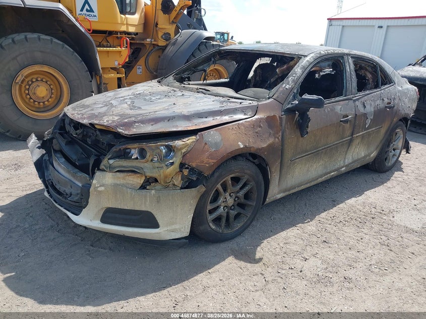 2015 Chevrolet Malibu, Interior Burn, IAAI, VIN 1G11C5SL9FF271539 — фото 2