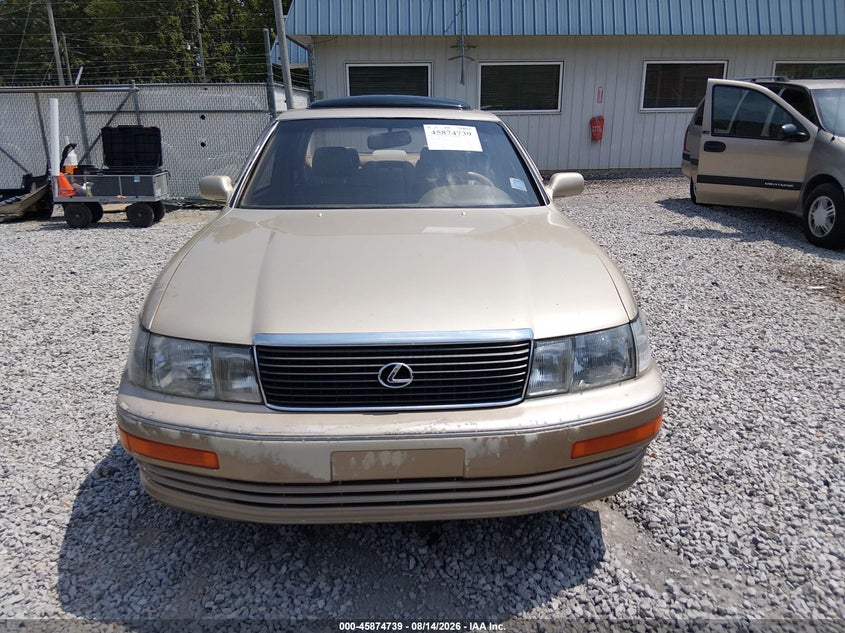 Фото 12 - LEXUS LS