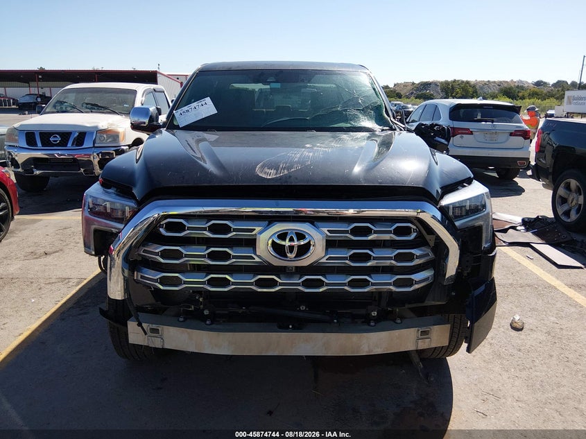 TOYOTA TUNDRA - zdjęcie 13