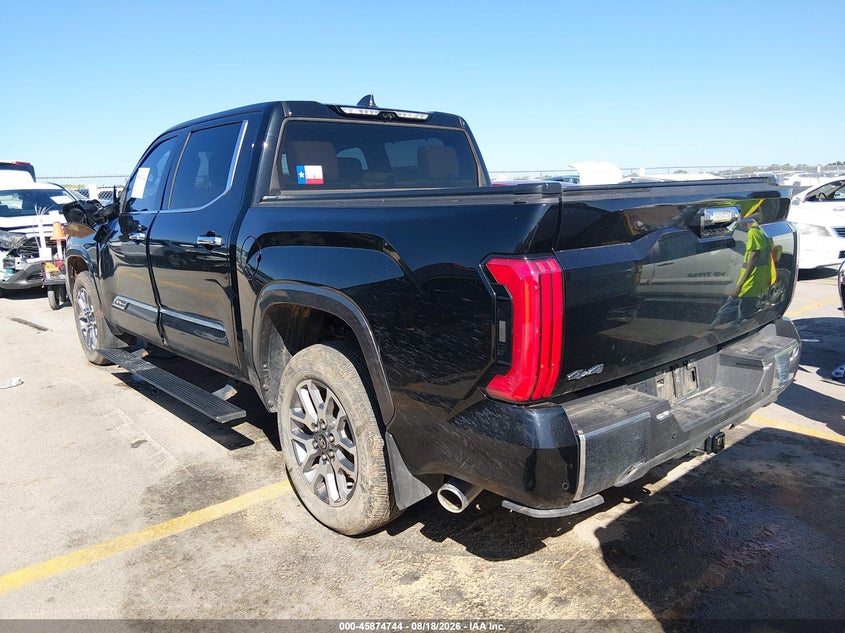 TOYOTA TUNDRA - zdjęcie 3