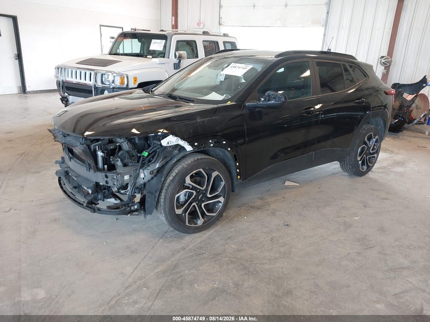 2025 Chevrolet Trax, Front End, IAAI, VIN KL77LJEP6SC010676 — photo 2