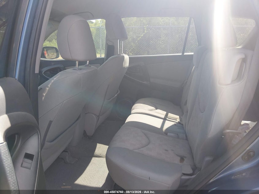 2012 TOYOTA RAV4 auction photo 8