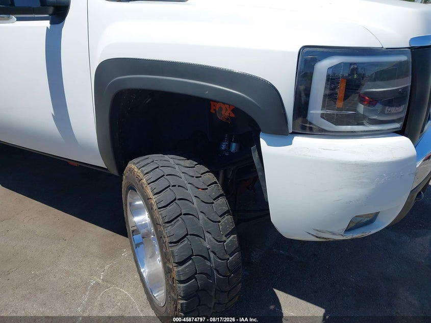 2009 CHEVROLET SILVERADO TRUCK 6.0L V-8 VVT, 360HP