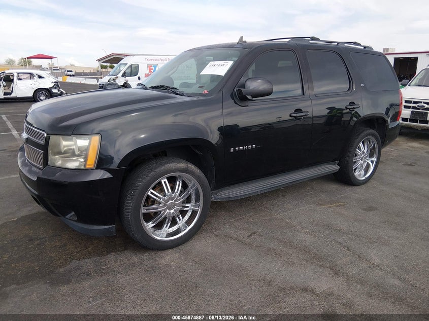 2009 CHEVROLET TAHOE auction photo 2