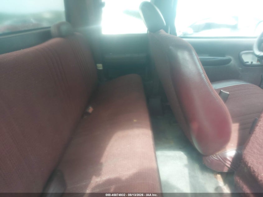 1996 GMC SIERRA auction photo 8