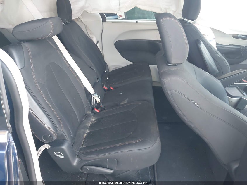 2018 CHRYSLER PACIFICA auction photo 8