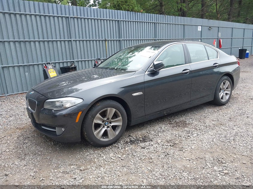 BMW 528I 2013 VIN WBAXH5C55DDW15795