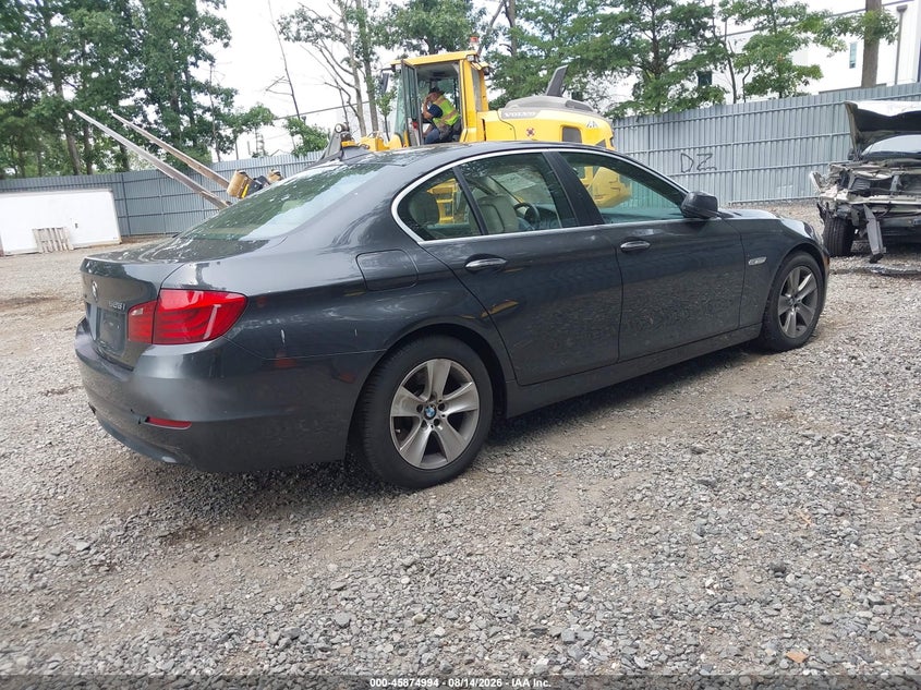 2013 BMW 528I auction photo 4
