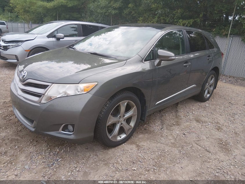 2013 TOYOTA VENZA auction photo 2