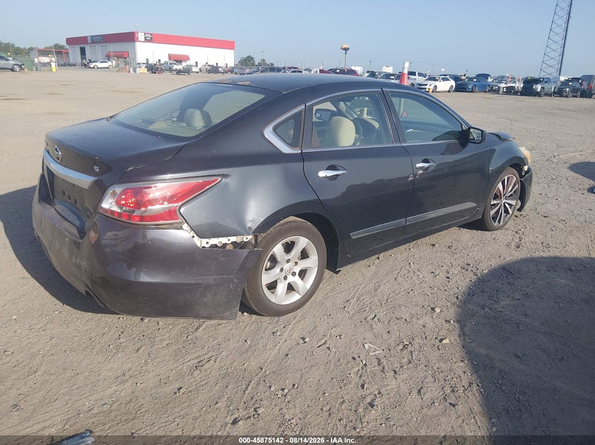2015 NISSAN ALTIMA auction photo 4