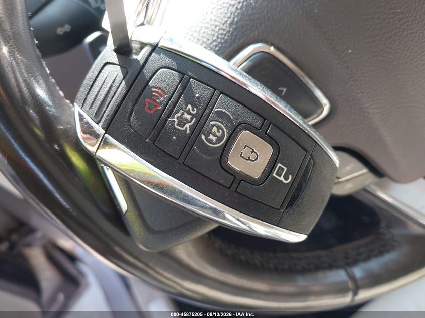 LINCOLN MKC 2018 VIN 5LMCJ3D9XJUL30221