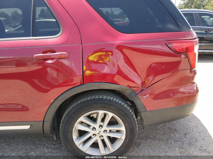 2017 FORD EXPLORER auction photo 6
