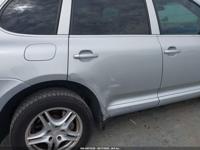 2010 PORSCHE CAYENNE auction photo 6