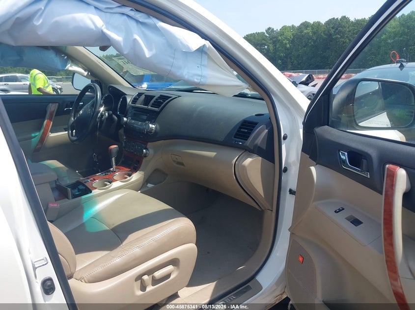 2010 TOYOTA HIGHLANDER auction photo 5