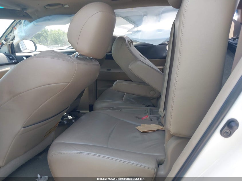 2010 TOYOTA HIGHLANDER auction photo 8
