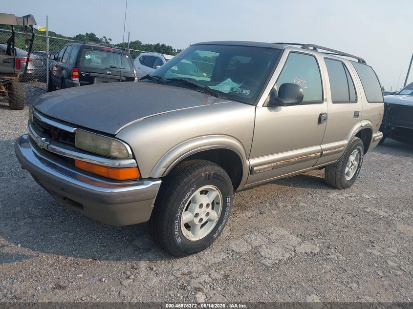 1998 CHEVROLET BLAZER auction photo 2
