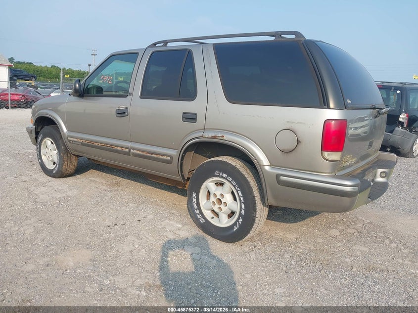 1998 CHEVROLET BLAZER auction photo 3