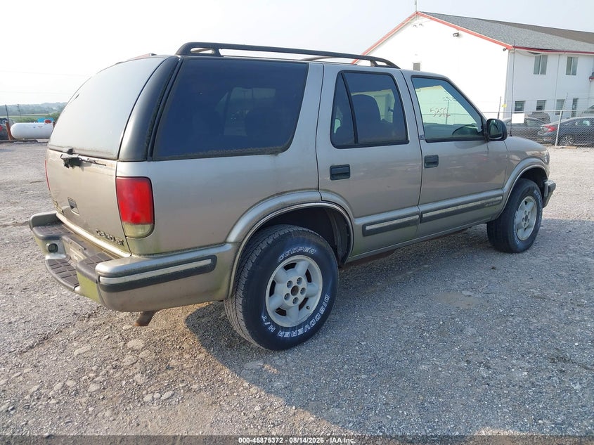 1998 CHEVROLET BLAZER auction photo 4