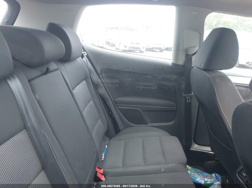 VOLKSWAGEN GOLF 2011 VIN WVWMM7AJ4BW043553