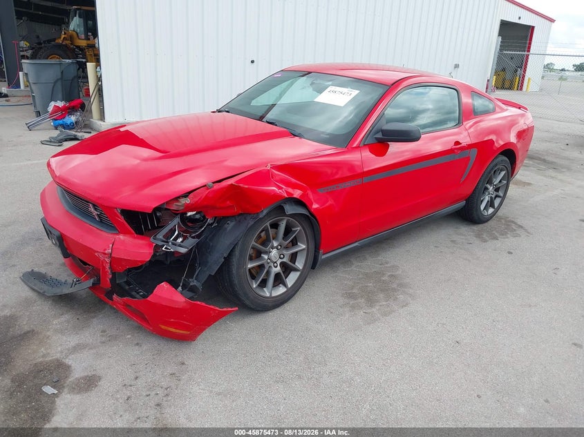 2011 FORD MUSTANG auction photo 2