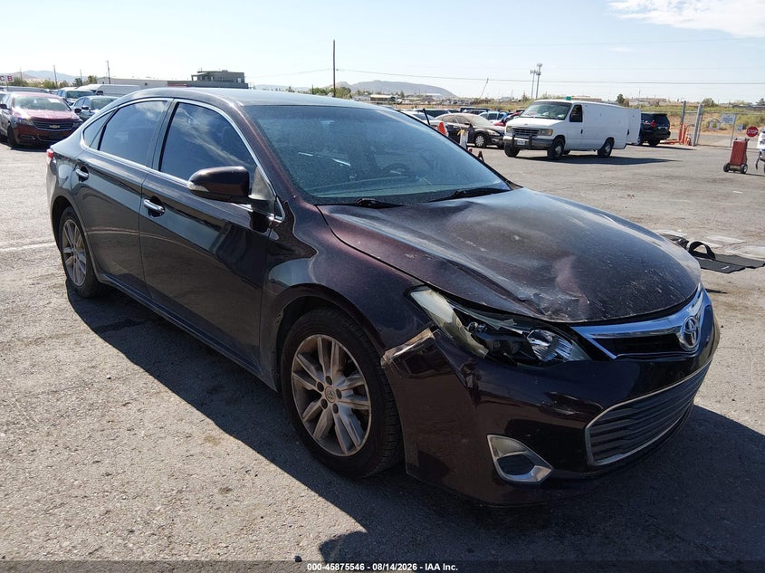 2013 TOYOTA AVALON — zdjęcie z aukcji
