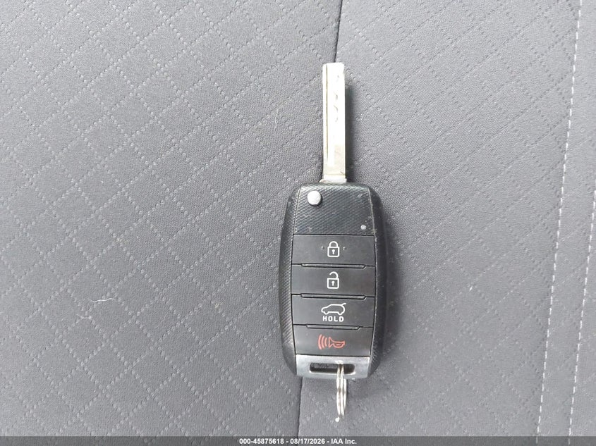 2016 KIA SORENTO 2.4L LX · Фото 11