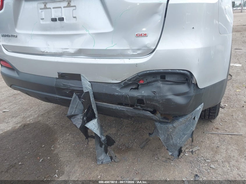 2016 KIA SORENTO 2.4L LX · Фото 12