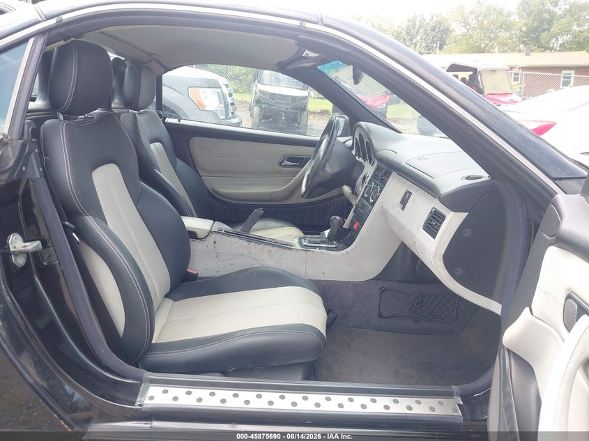 1999 MERCEDES-BENZ SLK 230 auction photo 5
