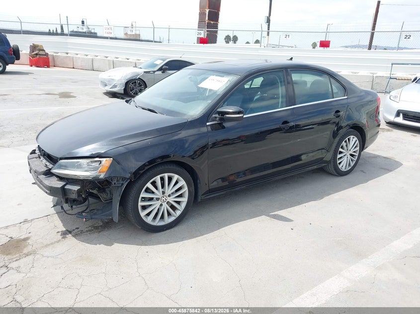 2011 Volkswagen Jetta, Front End, IAAI, VIN 3VWLZ7AJ7BM308153 — photo 2