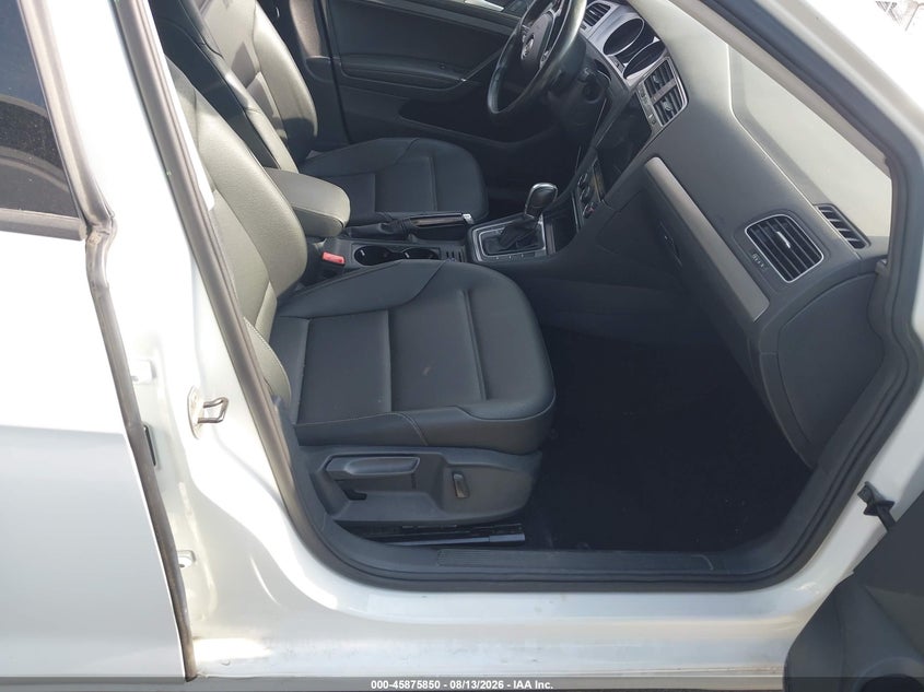 2016 VOLKSWAGEN GOLF auction photo 5