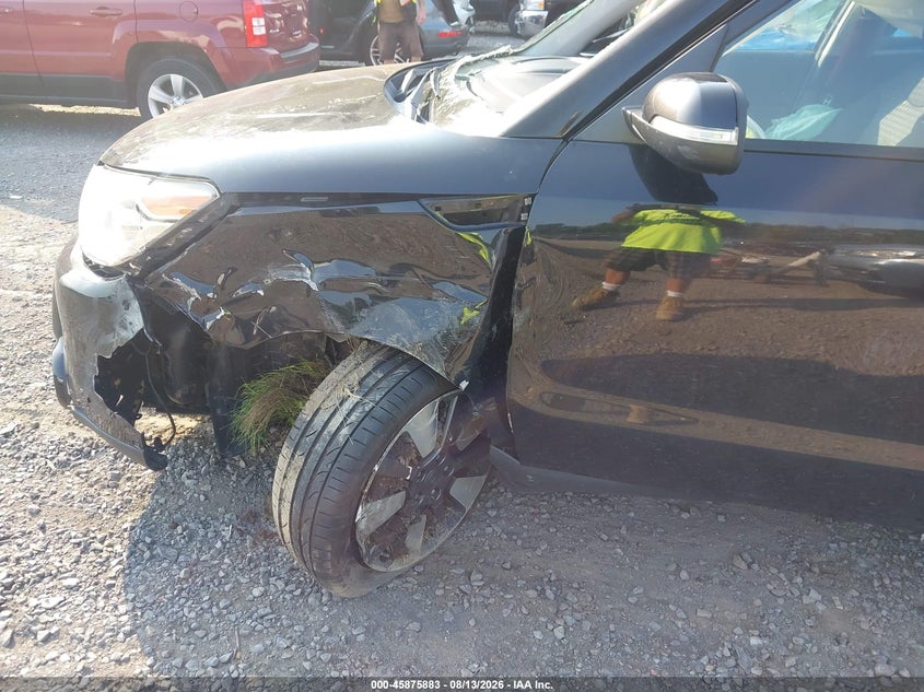 2014 KIA SOUL auction photo 6