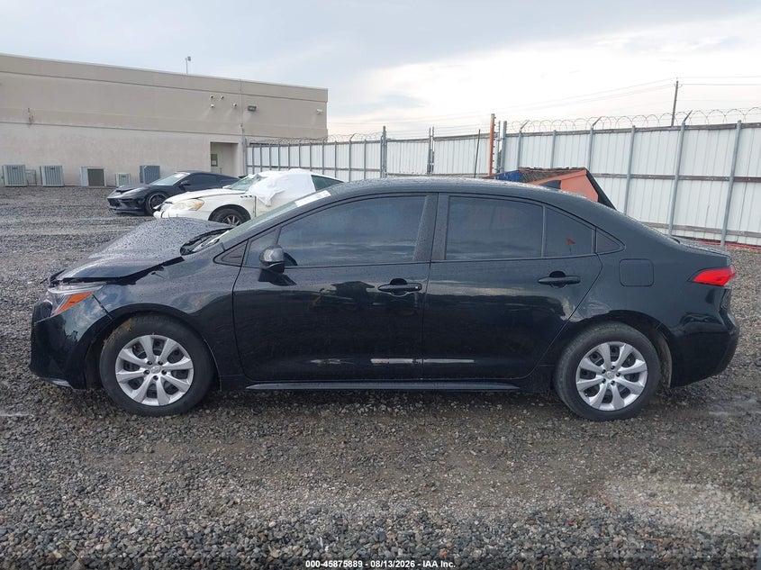 TOYOTA COROLLA - zdjęcie 14