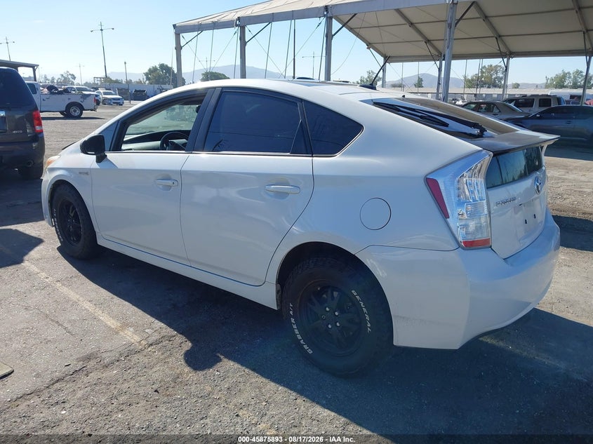 2011 TOYOTA PRIUS auction photo 3