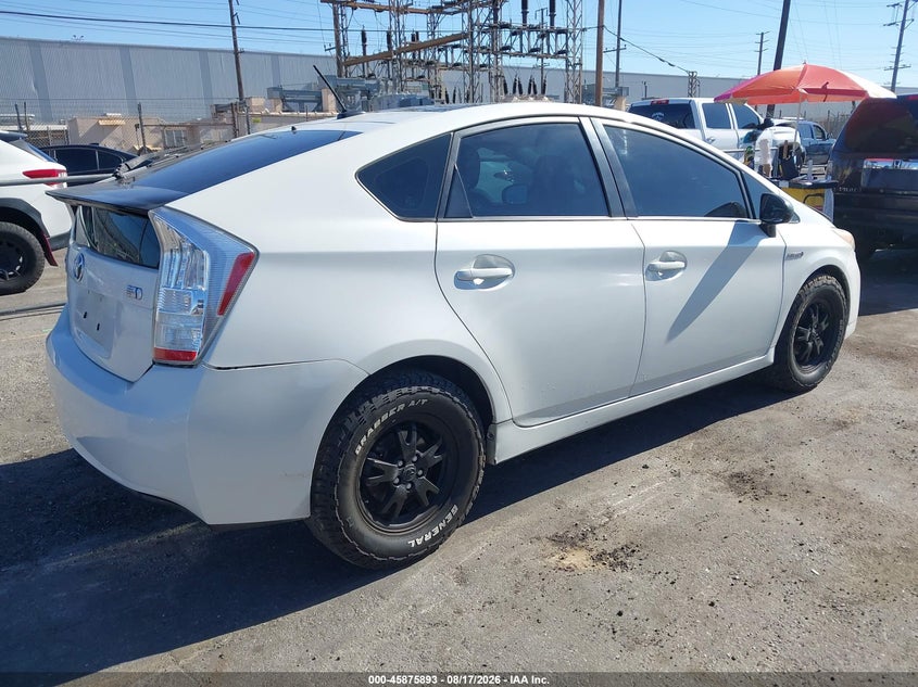 2011 TOYOTA PRIUS auction photo 4