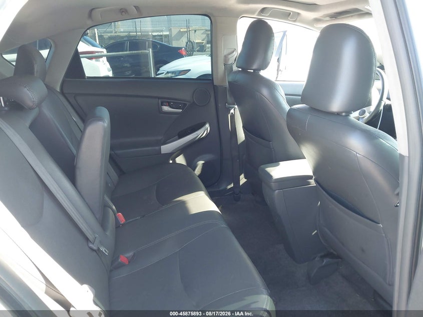 2011 TOYOTA PRIUS auction photo 8