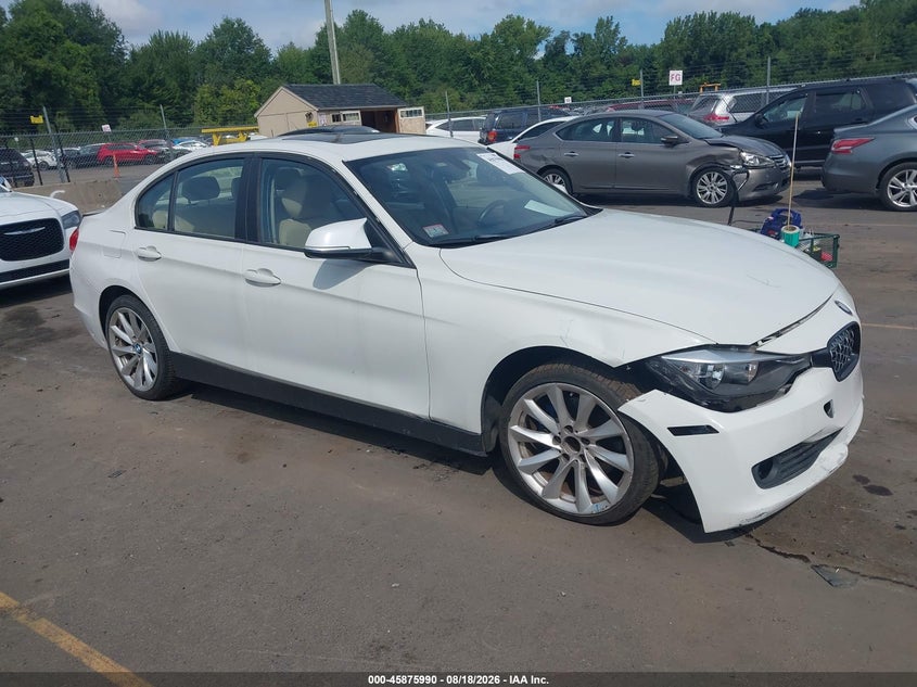 Vin: wba3b5c51ep543445, lot: 46374986, bmw 328i xdrive 20141