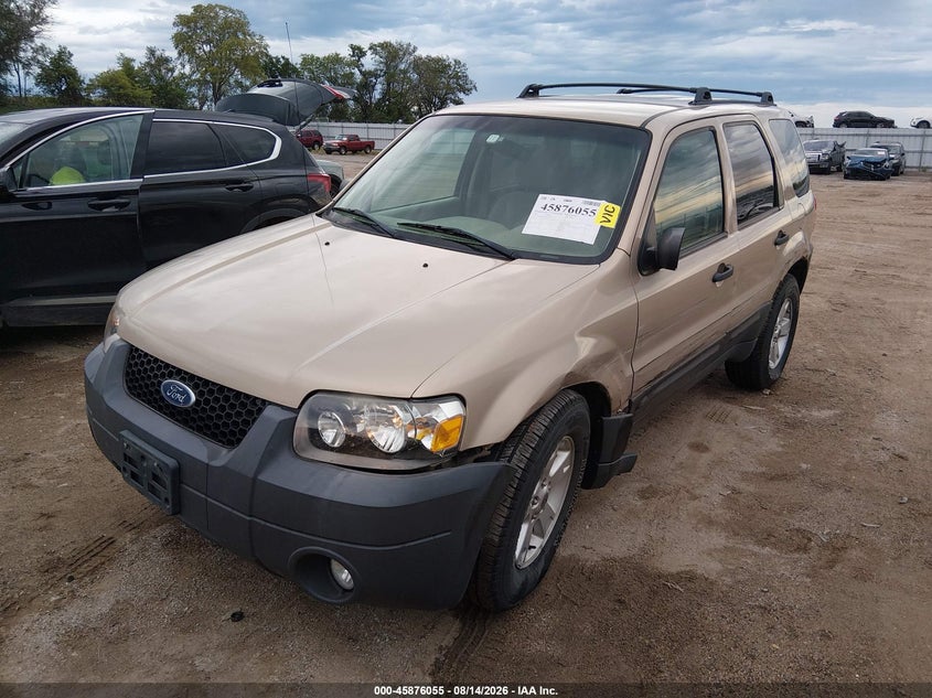 2007 FORD ESCAPE auction photo 2