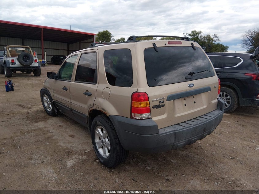 2007 FORD ESCAPE auction photo 3