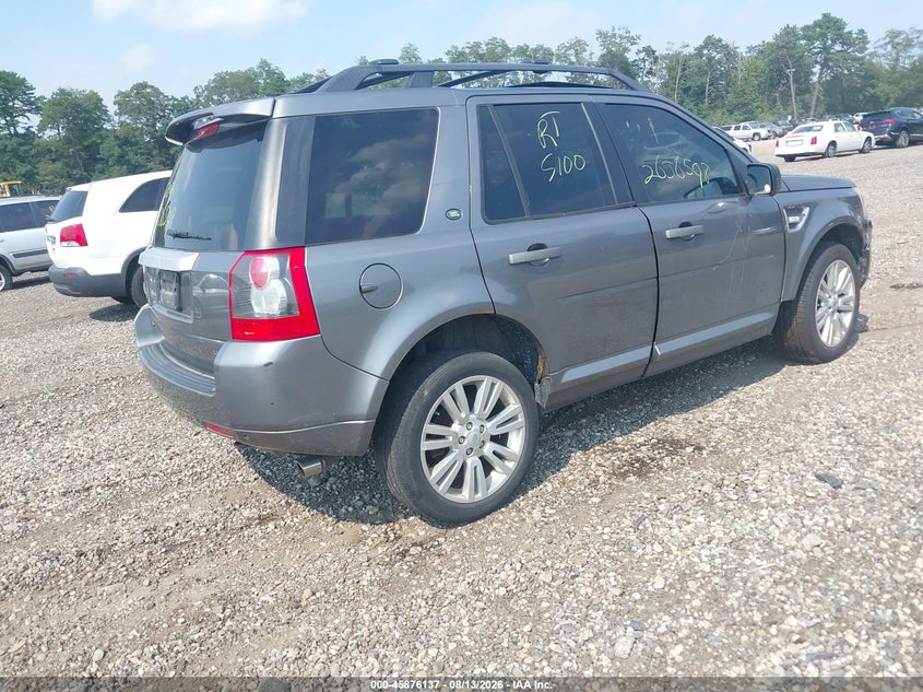 2010 LAND ROVER LR2 auction photo 4