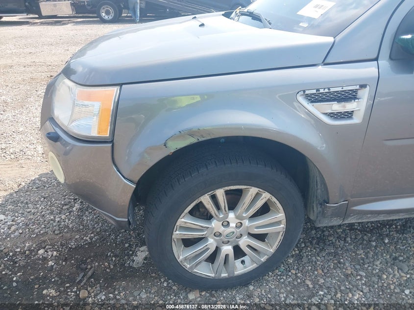2010 LAND ROVER LR2 auction photo 6